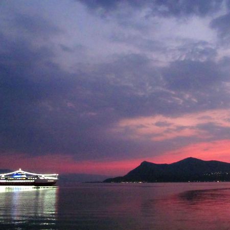 Thalassa 호텔 루트라 에디프수 외부 사진